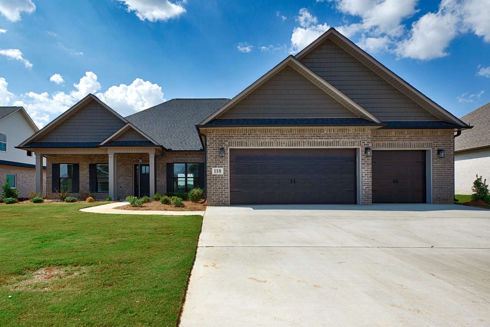 Creekside Park's project front elevation photo.